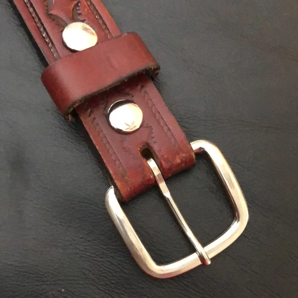 Brown Embossed Leather Belt size XL
